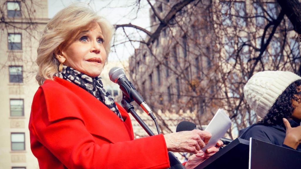 Unlocking Passion: Lessons from Jane Fonda on Senior Intimacy